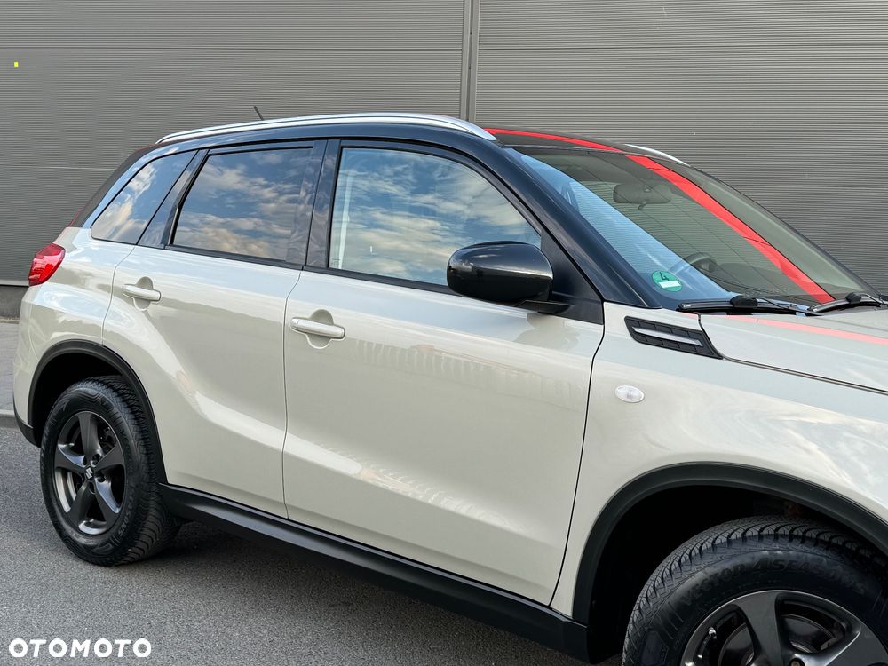 Suzuki Vitara 1.6 Premium 4WD - 16