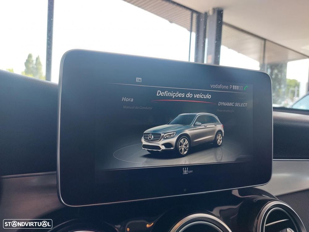 Mercedes-Benz GLC 350 e AMG Line 4-Matic - 32
