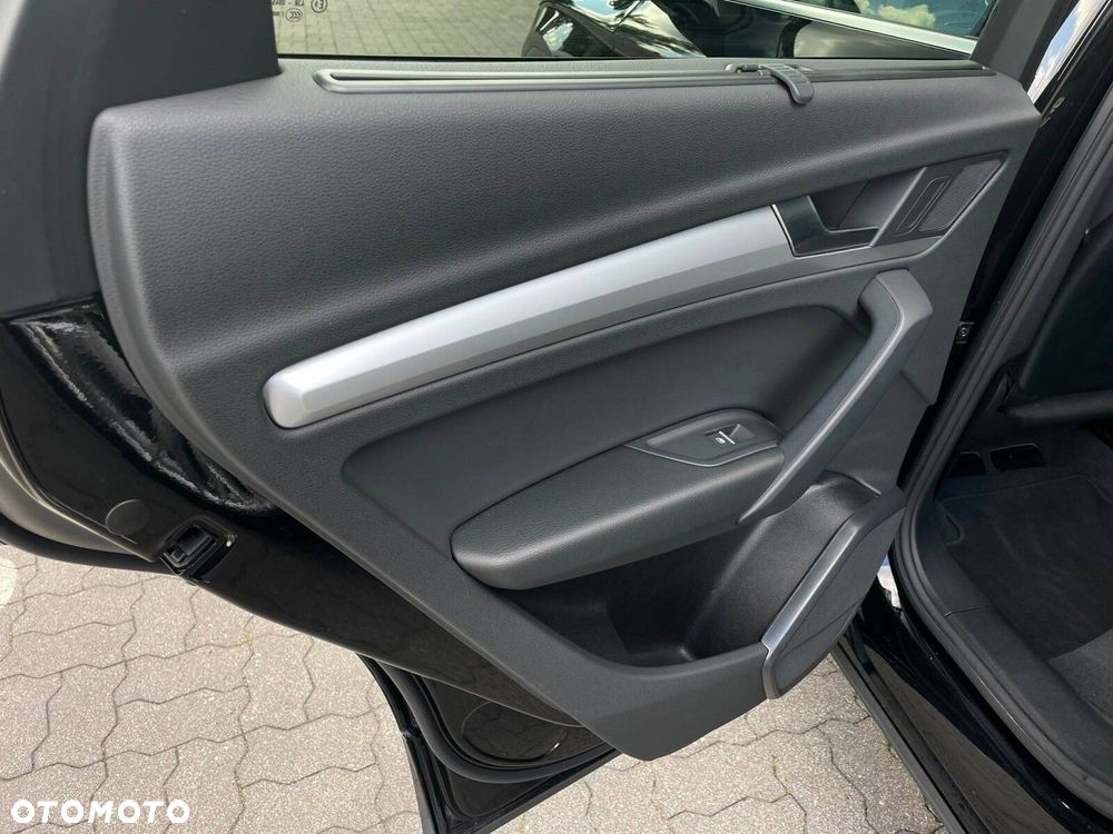 Audi Q5 Sportback - 12