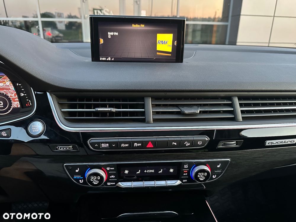 Audi Q7 - 8