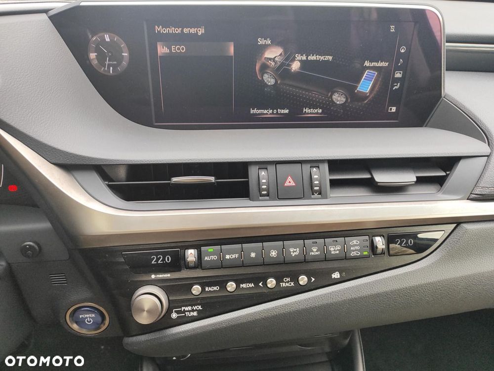 Lexus ES - 20
