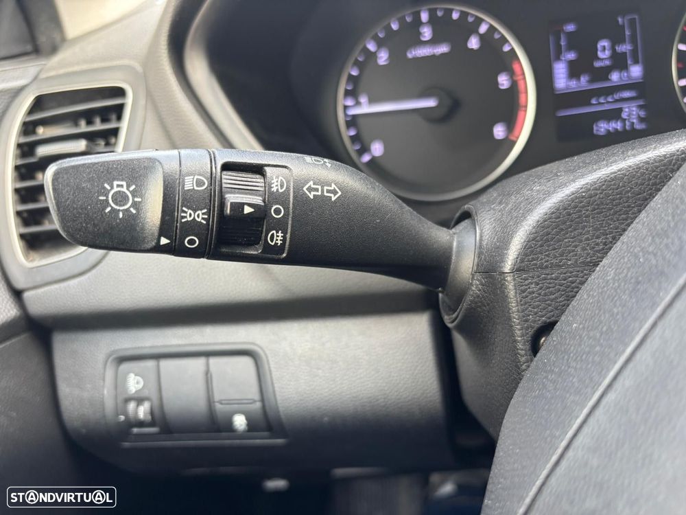 Hyundai i20 1.1 CRDi Access+Bluetooth+Comandos no Volante - 26