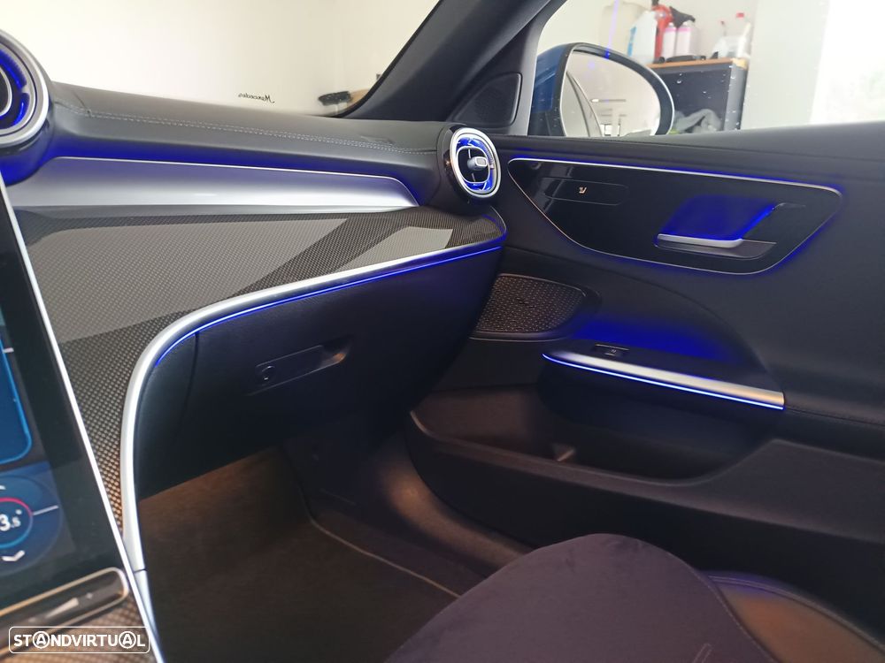 Mercedes-Benz C 300 e 9G-TRONIC AMG Line - 37