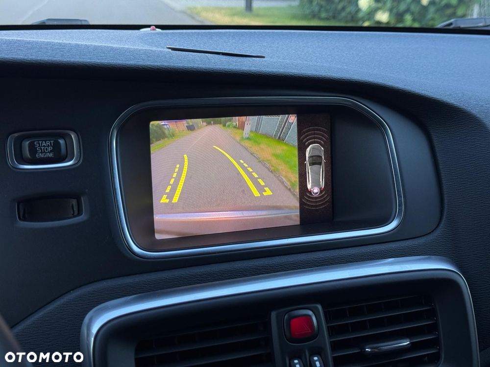 Volvo V40 Cross Country D3 Geartronic Momentum - 15