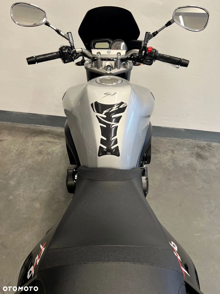 Yamaha FZ6 - 38