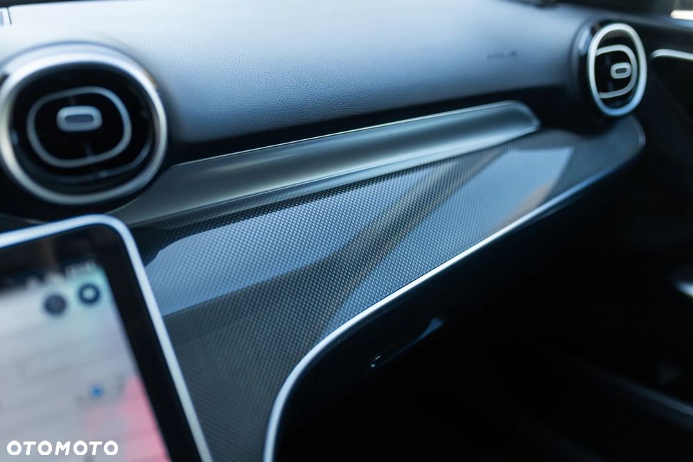 Mercedes-Benz Klasa C 180 mHEV Avantgarde - 21