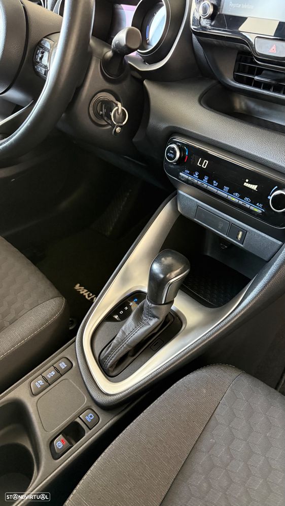 Toyota Yaris 1.5 HDF Exclusive - 24