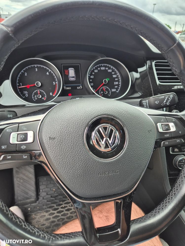 VOLKSWAGEN Golf 2019 — imagine 7