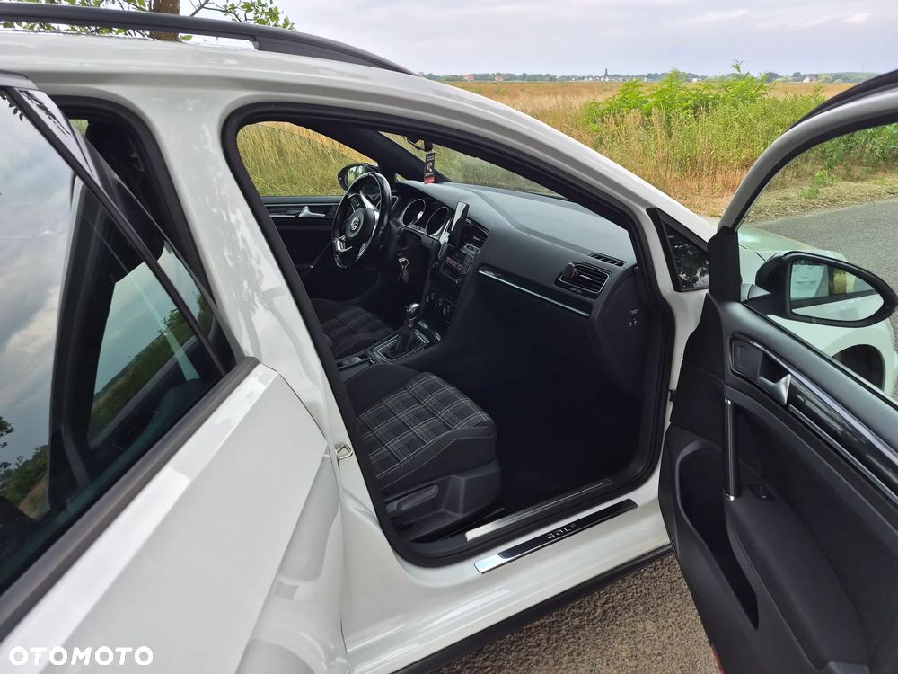Volkswagen Golf 2.0 TDI BMT GTD DSG - 14