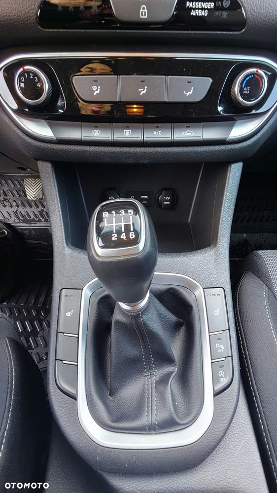 Hyundai i30 1.4 Comfort - 15