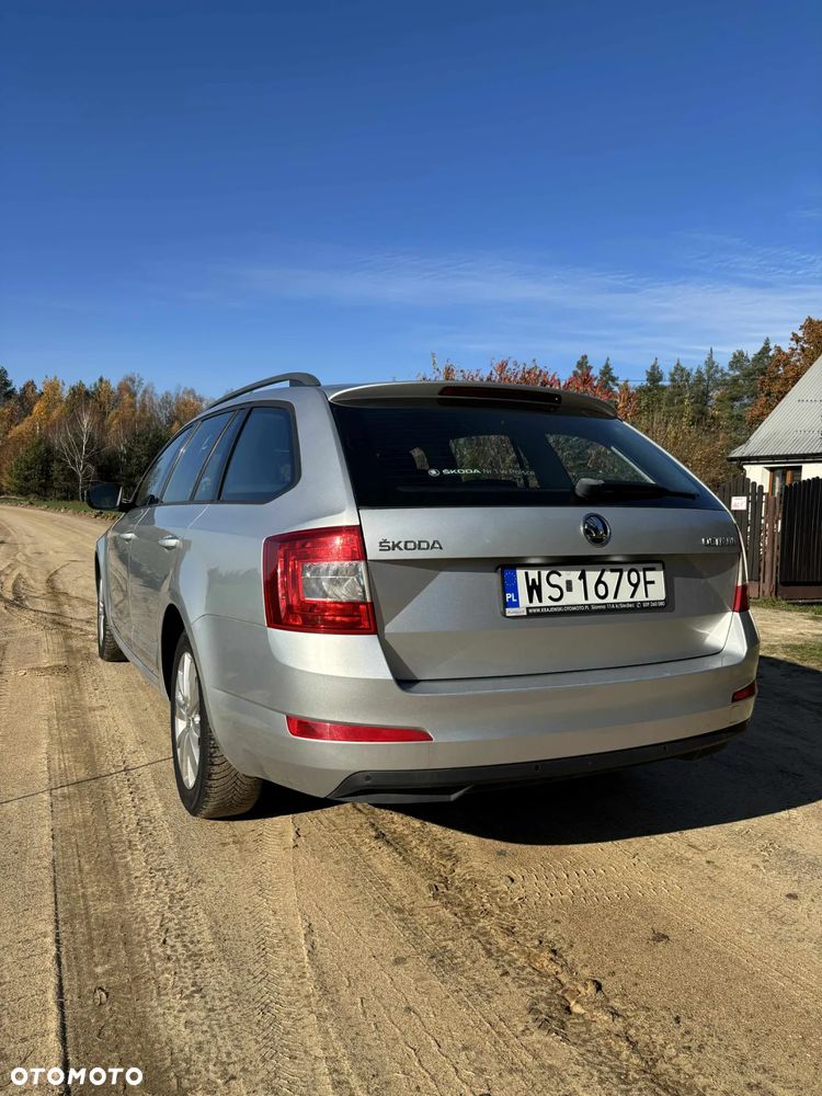 Skoda Octavia 1.6 TDI Ambition DSG - 30