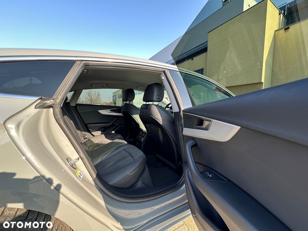 Audi A5 Sportback 35 TFSI S tronic S line - 20