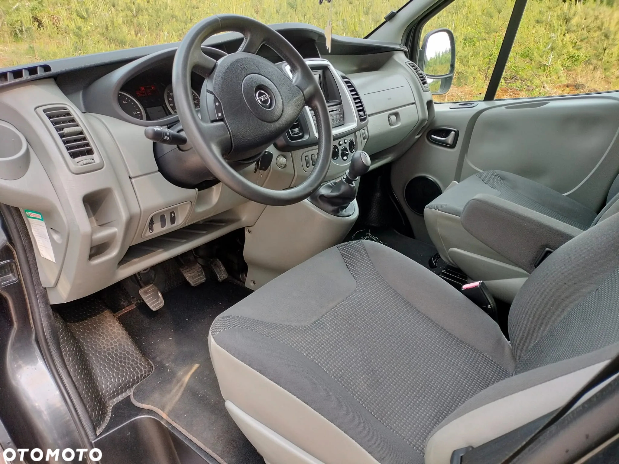 Opel vivaro - 17