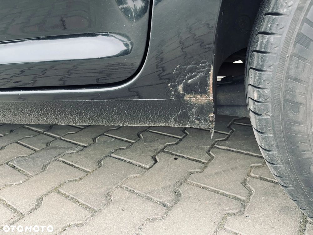 Volkswagen Touran 1.9 TDI United - 13