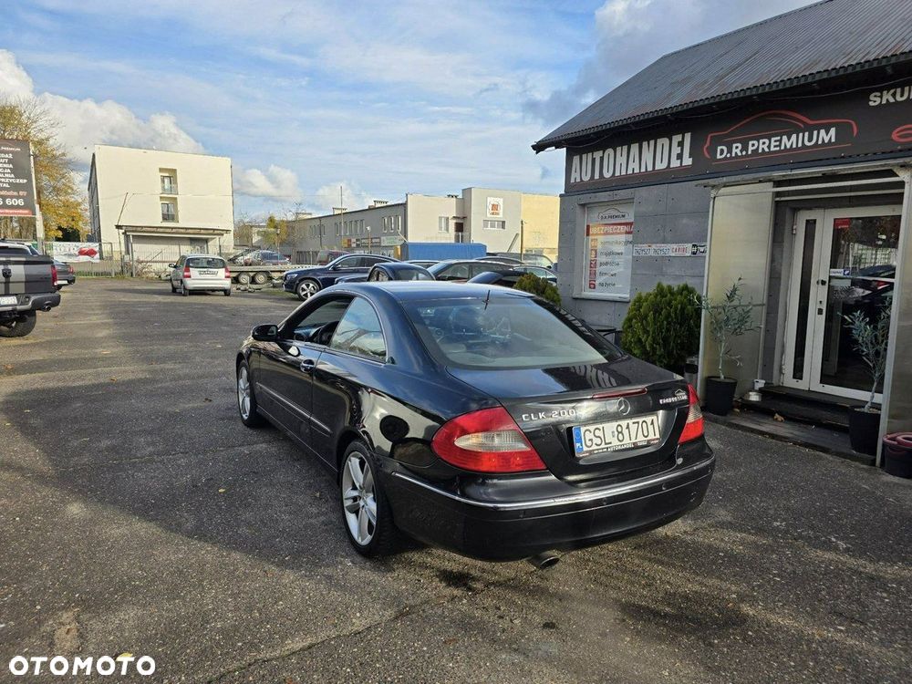 Mercedes-Benz CLK - 4
