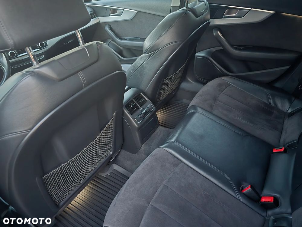 Audi A4 Avant 2.0 TDI S tronic - 14