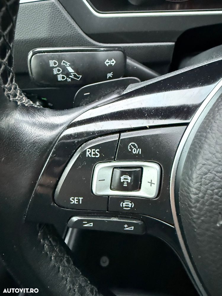 Volkswagen Tiguan 2.0 TDI SCR 4MOTION DSG Highline - 26