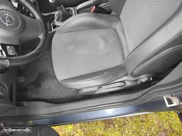 Opel Corsa 1.2 Cosmo - 5