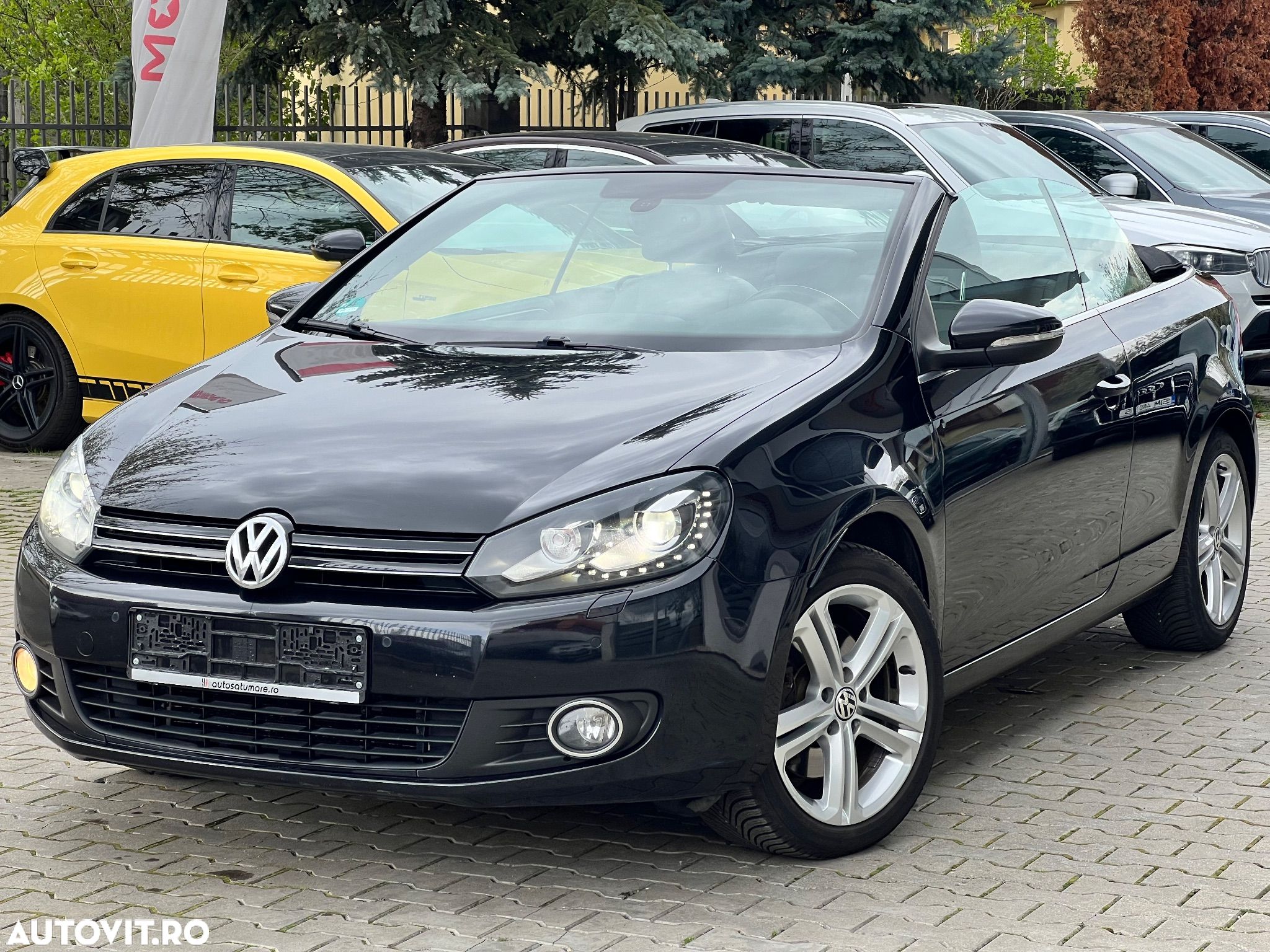 Volkswagen Golf 2.0 TDI BlueMotion Technology Highline - 1