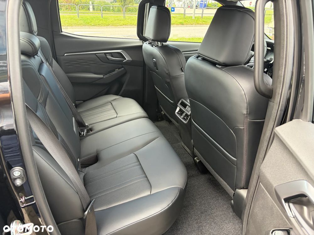 Isuzu D-Max 2.2 DC LSX 4WD - 23