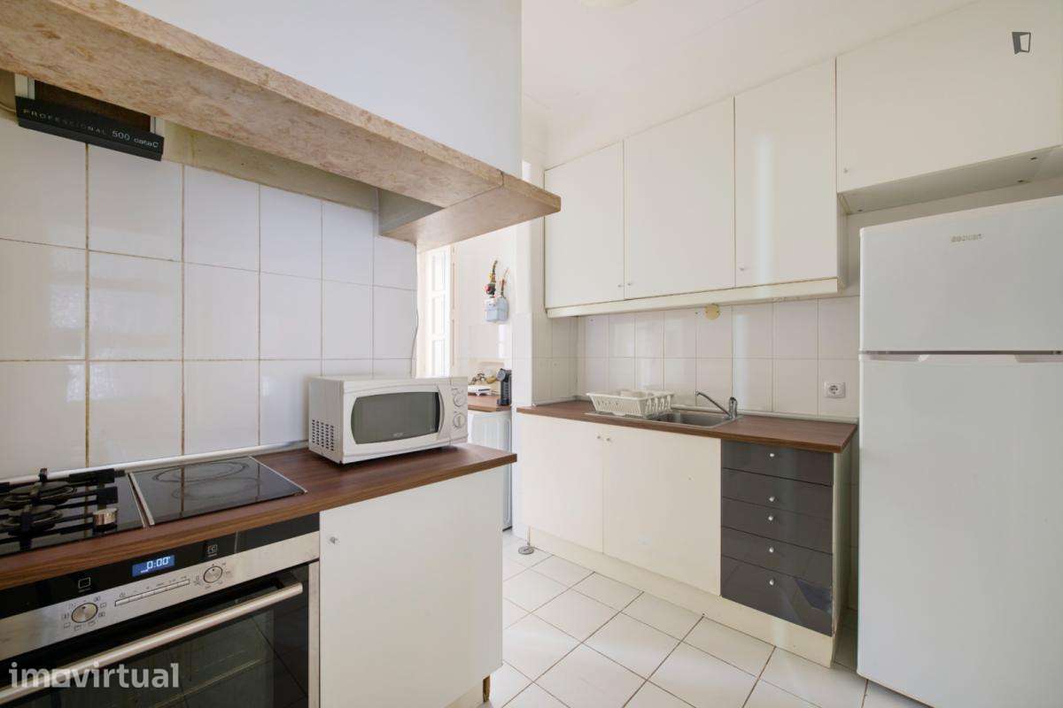 Quarto - localizado em Arroios Lisbon - Grande imagem: 3/41