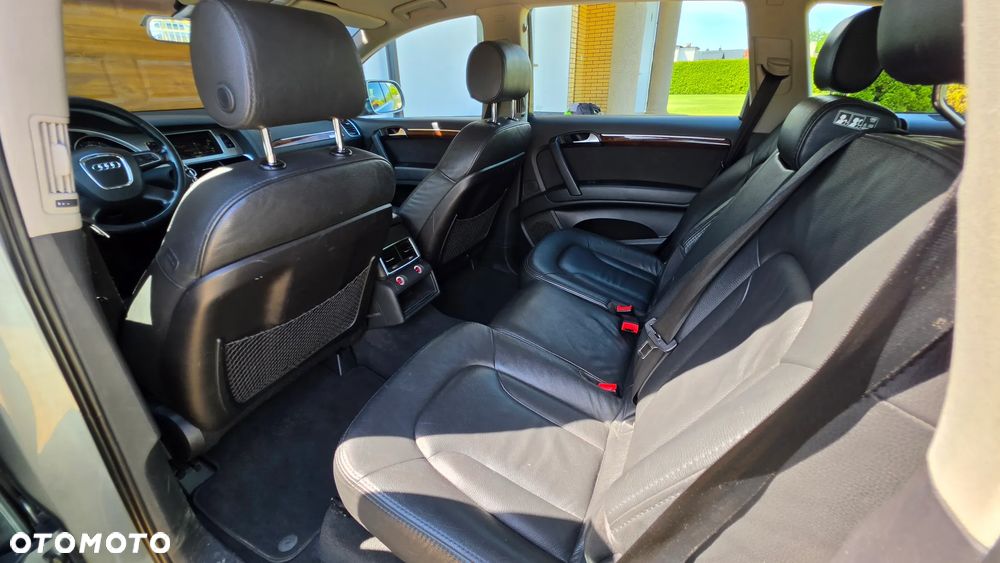 Audi Q7 3.0 TDI DPF Quattro Tiptronic - 26