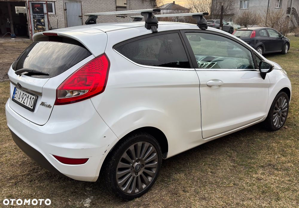 Ford Fiesta - 4