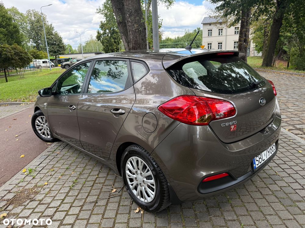 Kia Ceed 1.6 GDI Edition 7 - 15