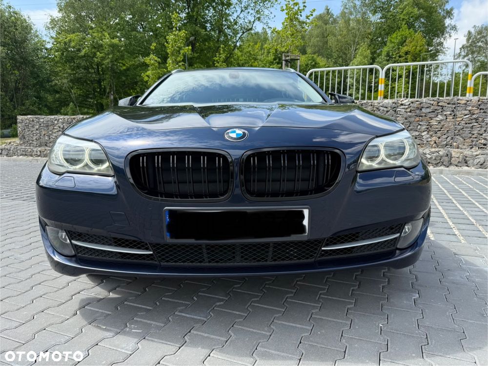 BMW Seria 5 530i Touring - 3