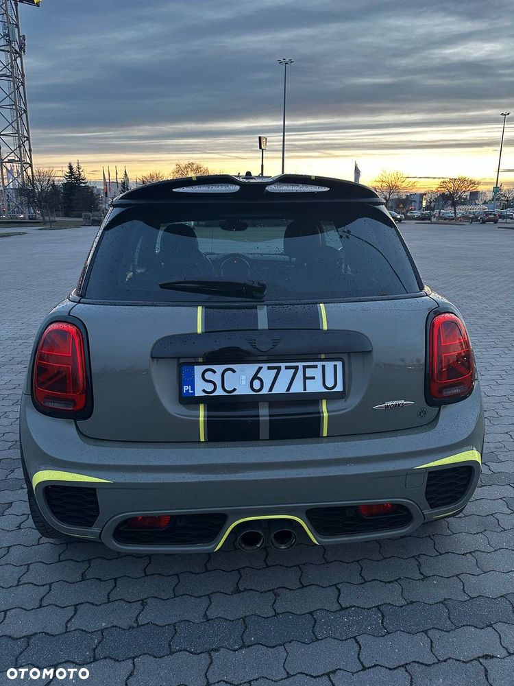 MINI John Cooper Works Standard - 4