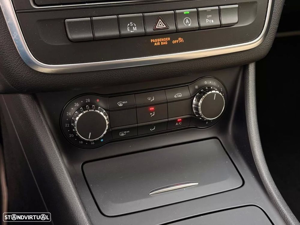 Mercedes-Benz CLA 200 d Shooting Brake Urban Aut. - 14