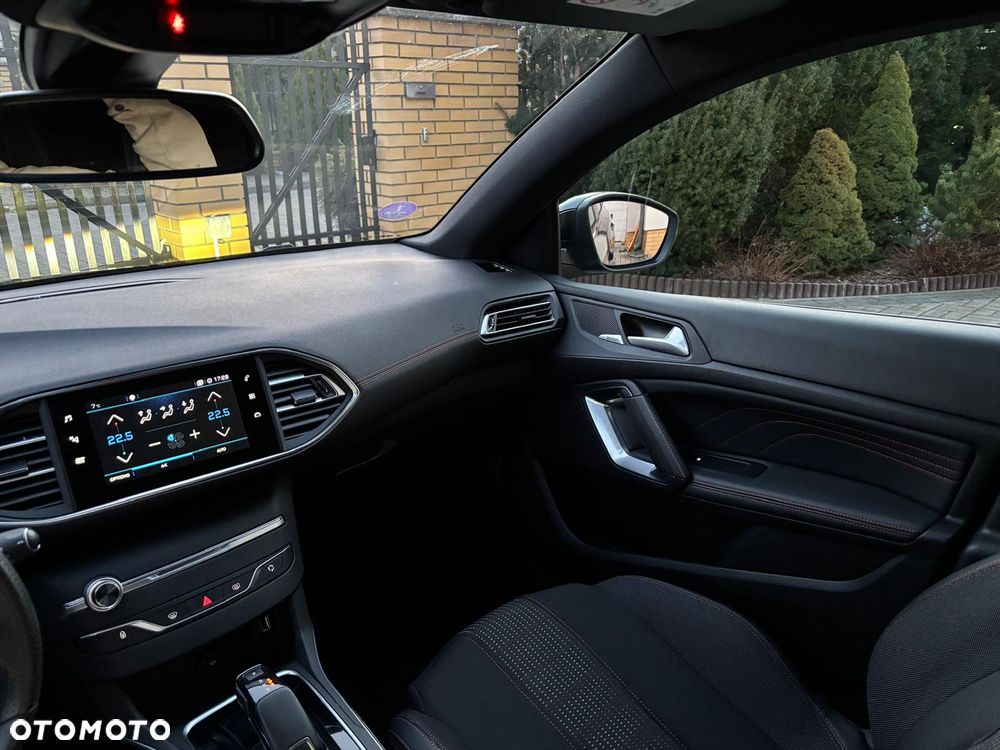 Peugeot 308 PureTech 130 GPF EAT8 Stop & Start Active Business-Paket - 7