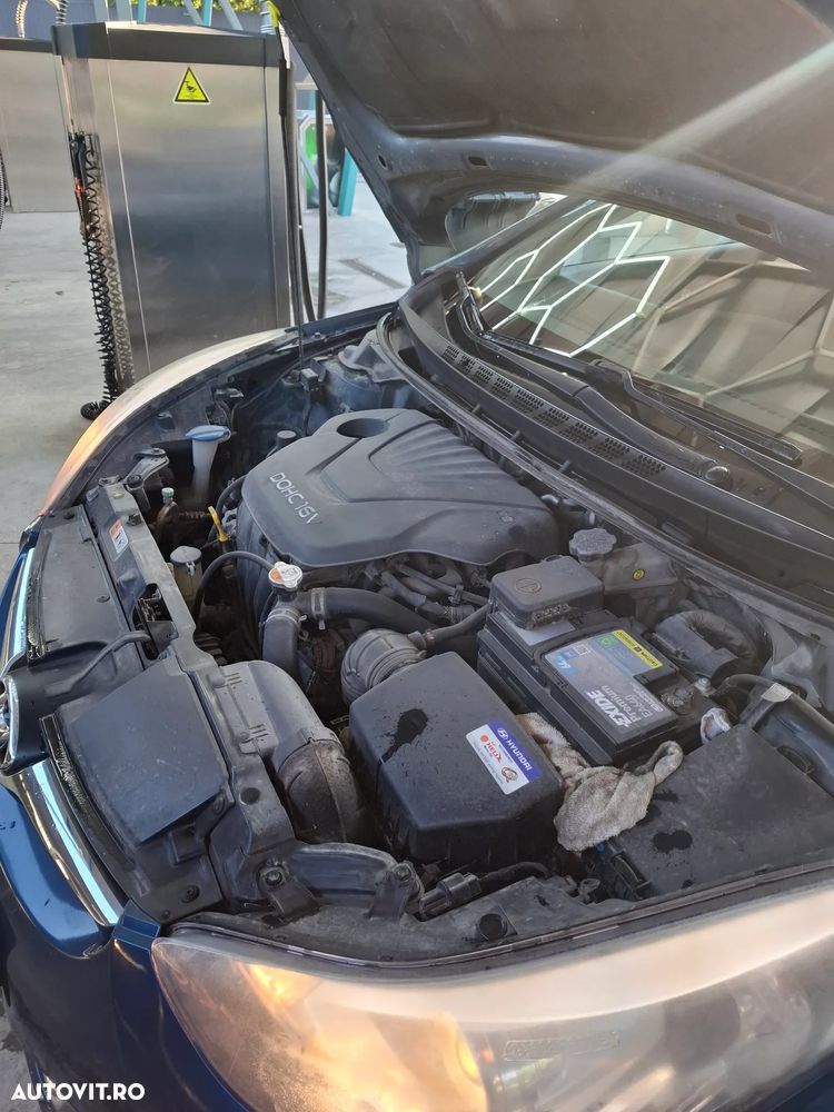 Hyundai Elantra 1.6 MPi Exclusive - 16