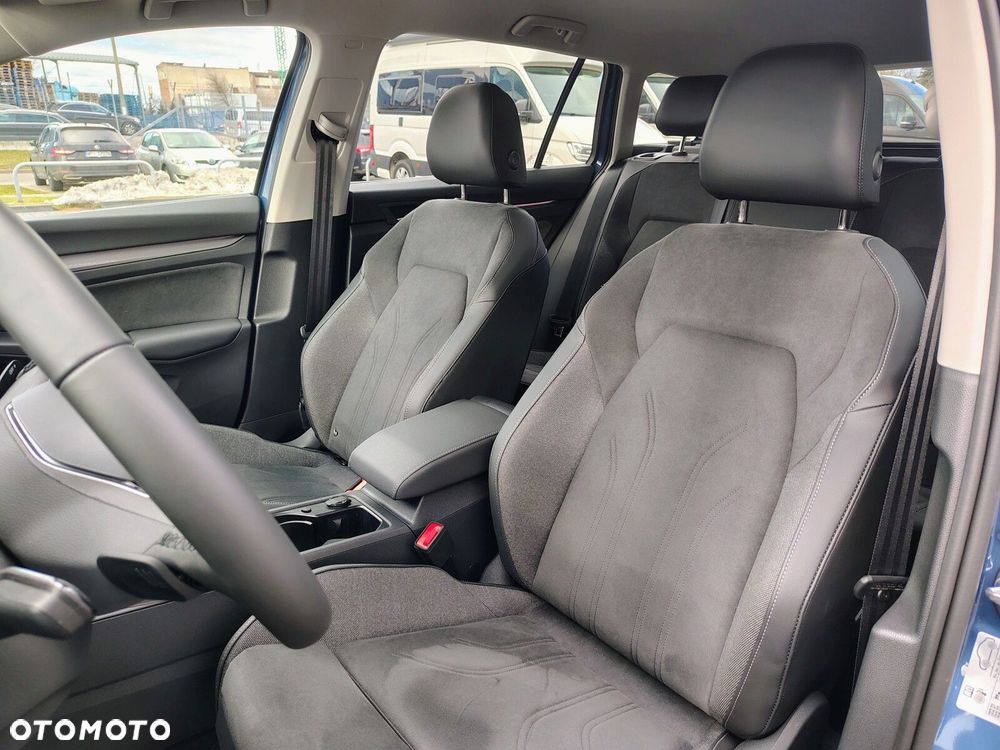 Volkswagen Golf Variant - 16