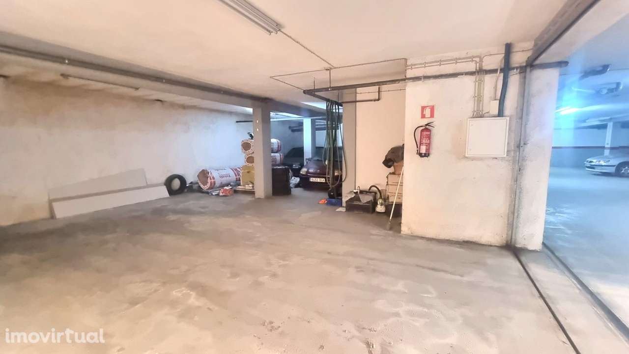 Garagem/armazém centro Lixa - Grande imagem: 5/12