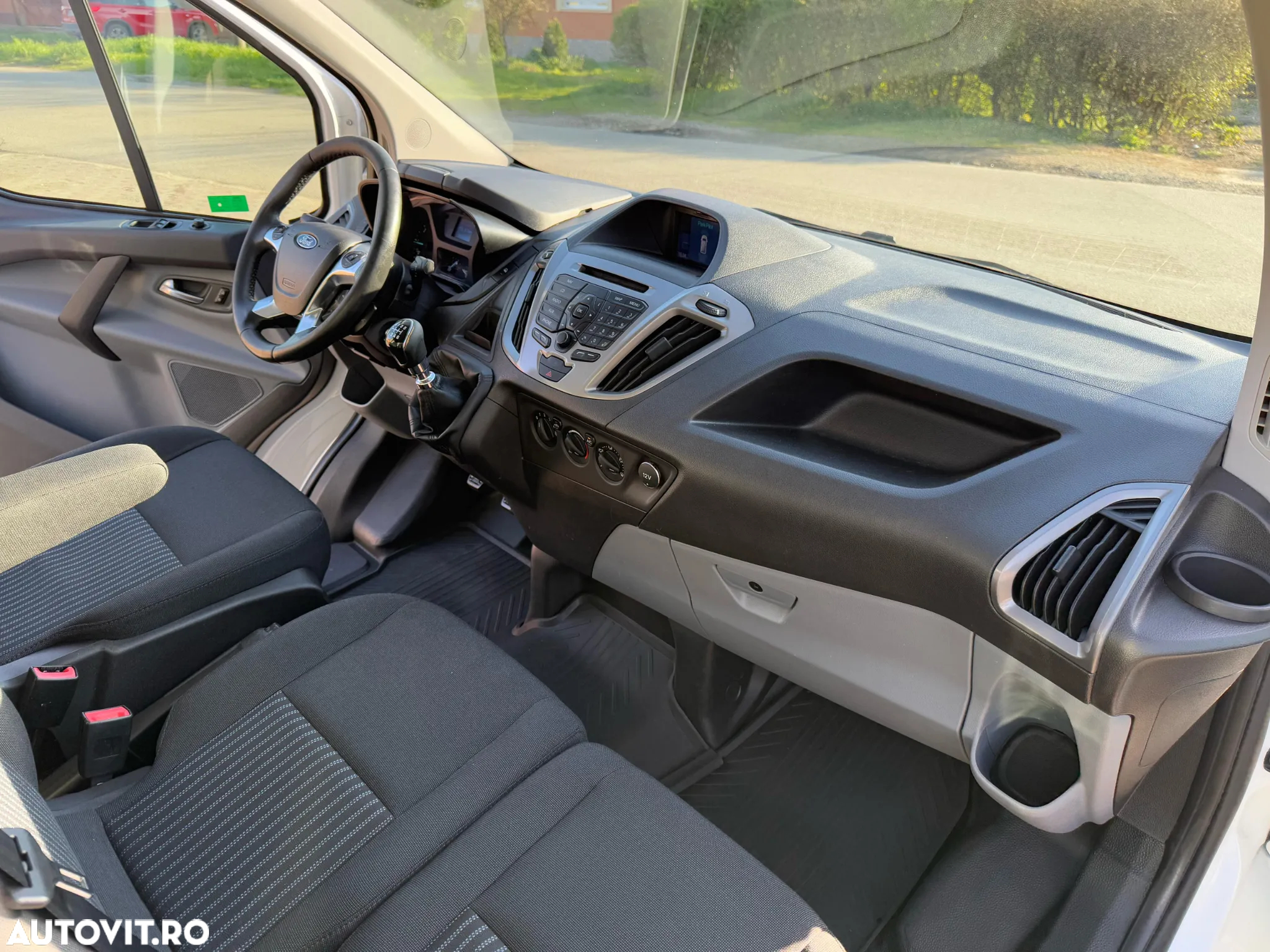 Ford Transit - 12