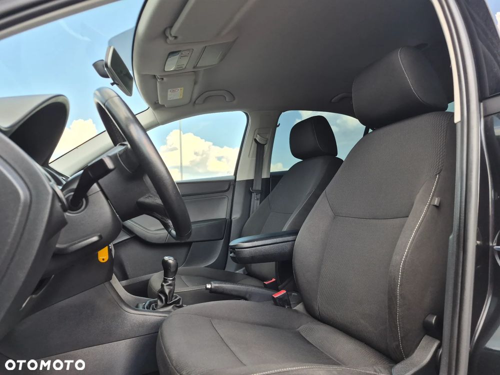 Skoda RAPID - 13