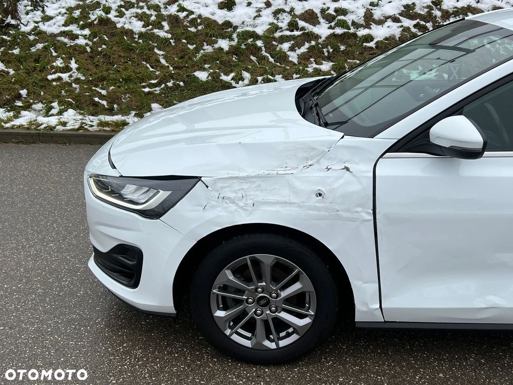 Ford Focus 1.0 EcoBoost Hybrid TITANIUM - 21