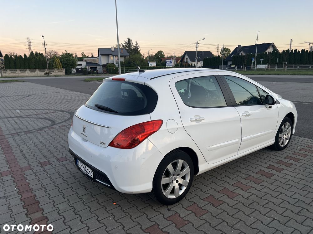 Peugeot 308 - 4