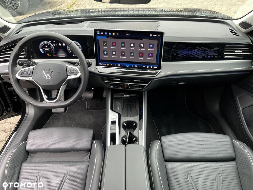Volkswagen Passat Variant 1.5 TSI ACT mHEV Elegance DSG - 32