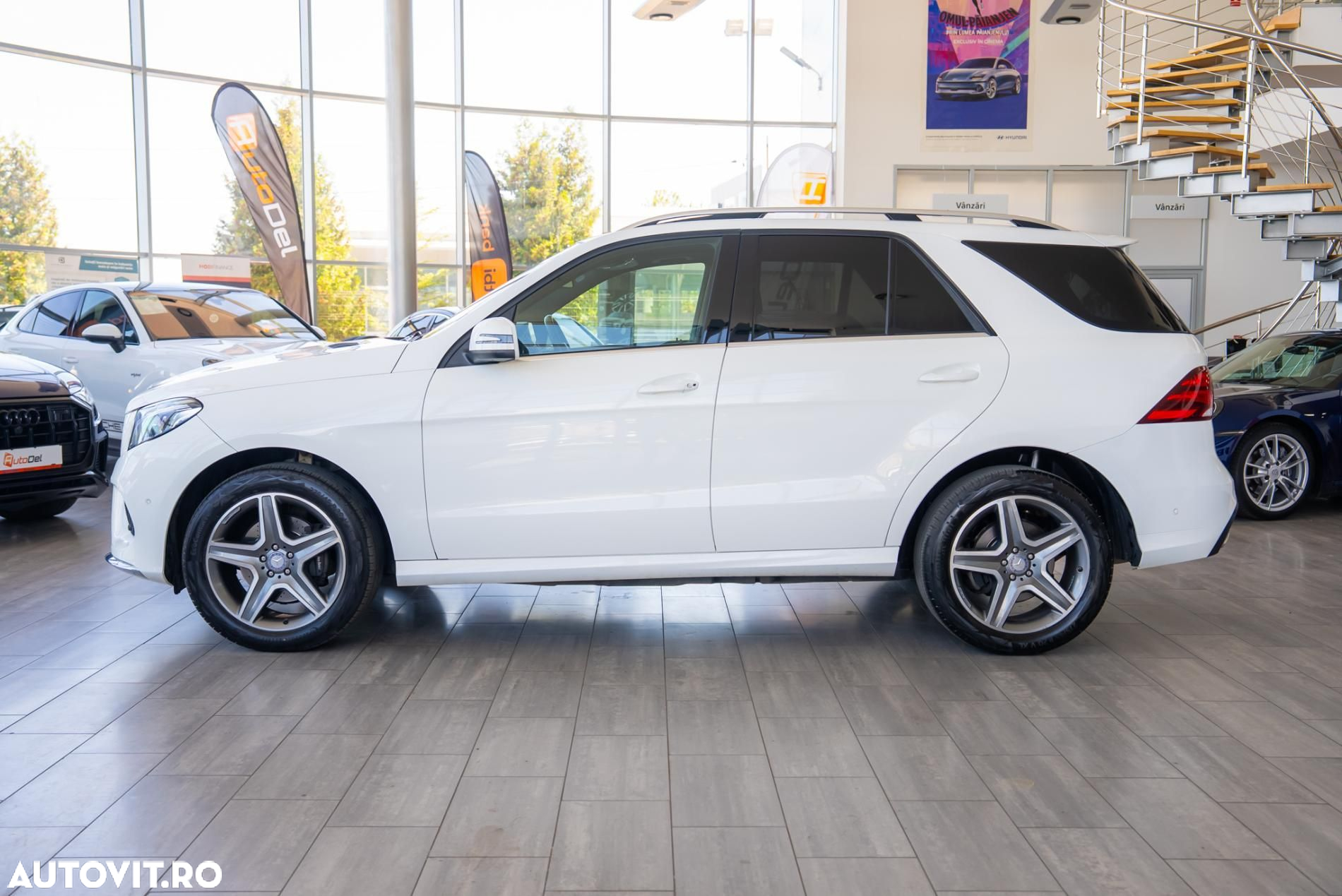 Mercedes-Benz GLE 350 d 4Matic 9G-TRONIC AMG Line - 10