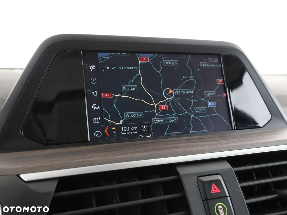 BMW X3 xDrive20d Advantage - 26