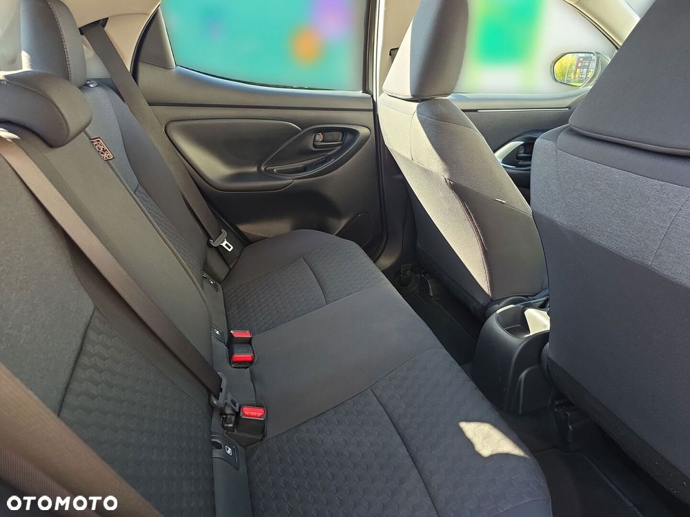 Toyota Yaris 1.5 Comfort - 11