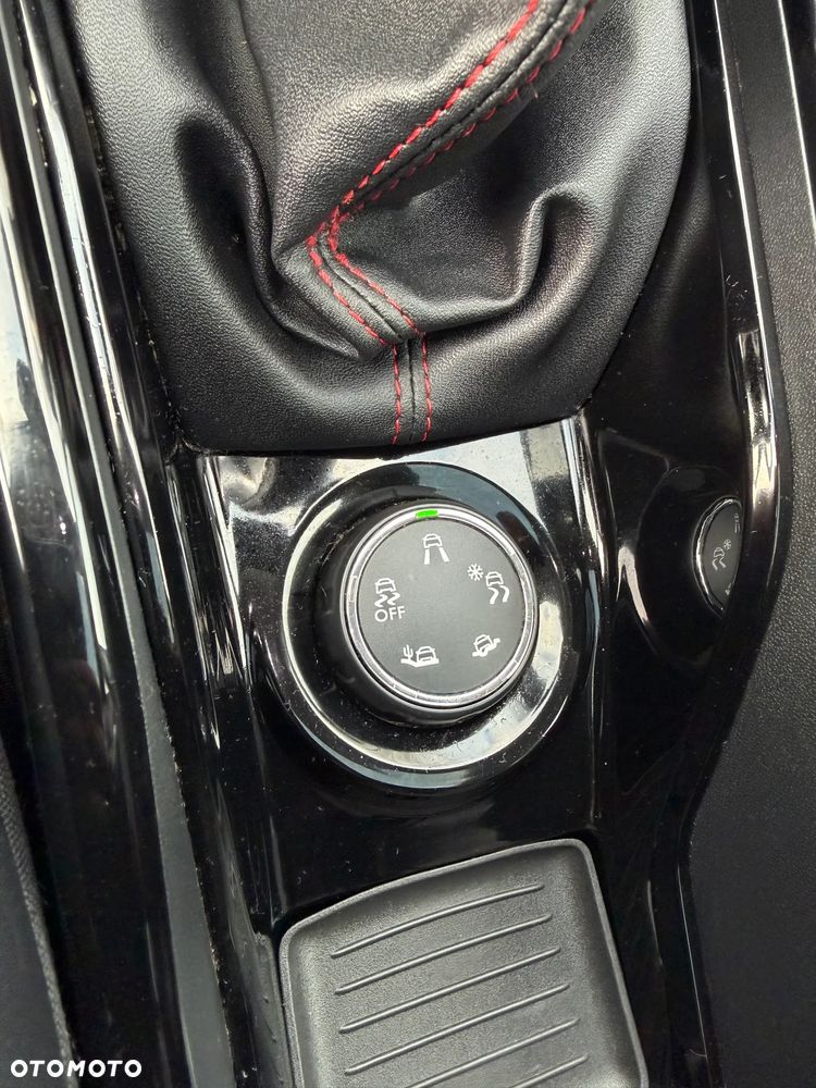 Peugeot 2008 PureTech 110 Stop&Start GT-Line Edition - 16