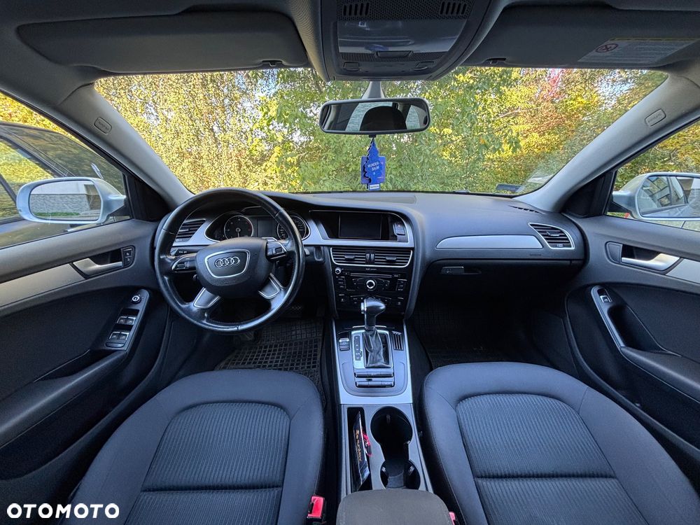 Audi A4 Avant 2.0 TDI Multitronic - 9