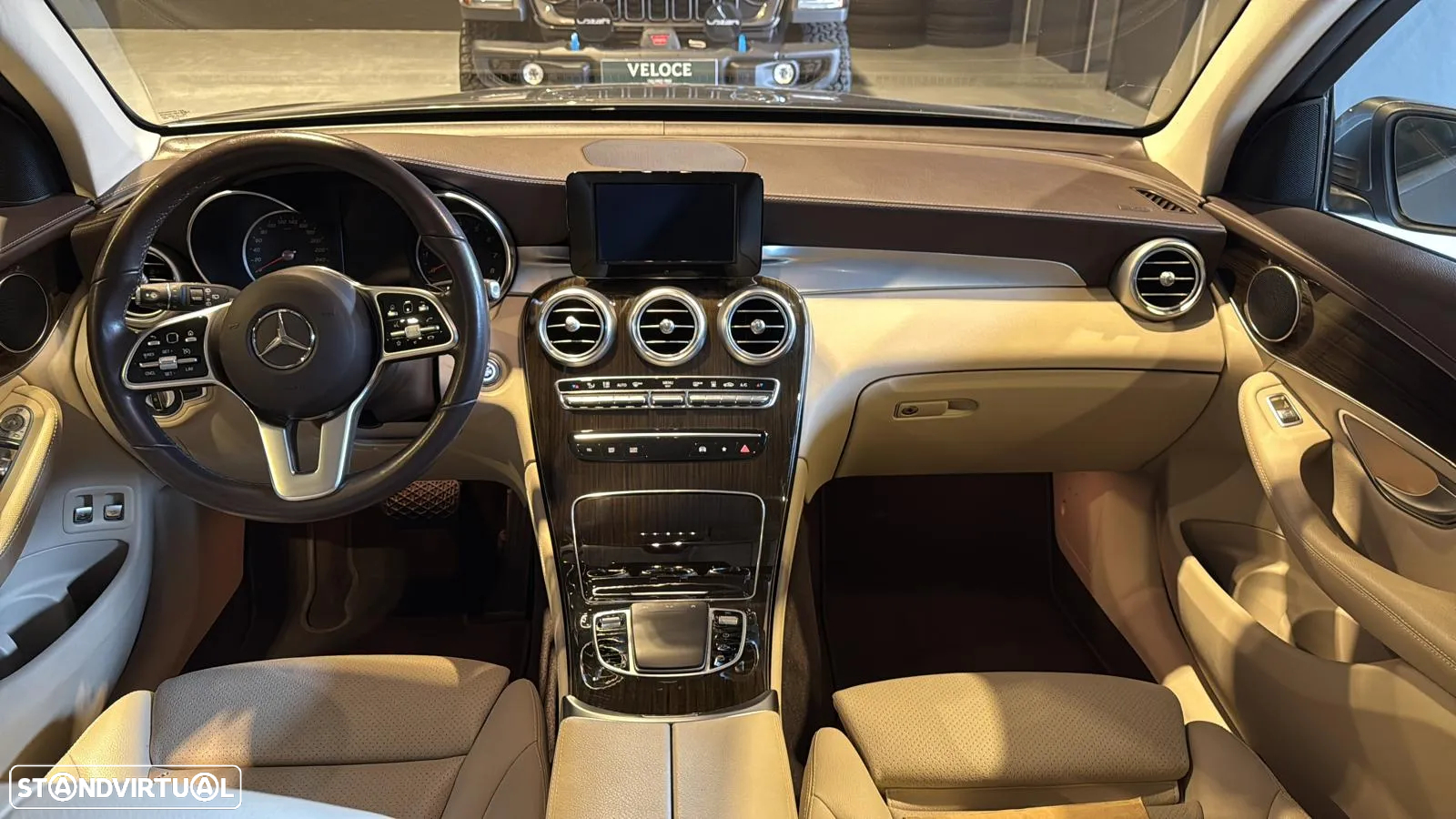 Mercedes-Benz GLC 300 e 4Matic - 9