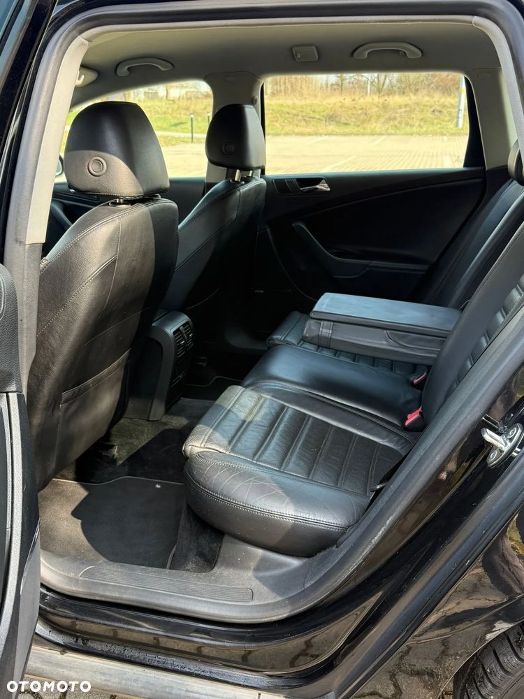 Volkswagen Passat 2.0 TDI DPF DSG Highline - 10
