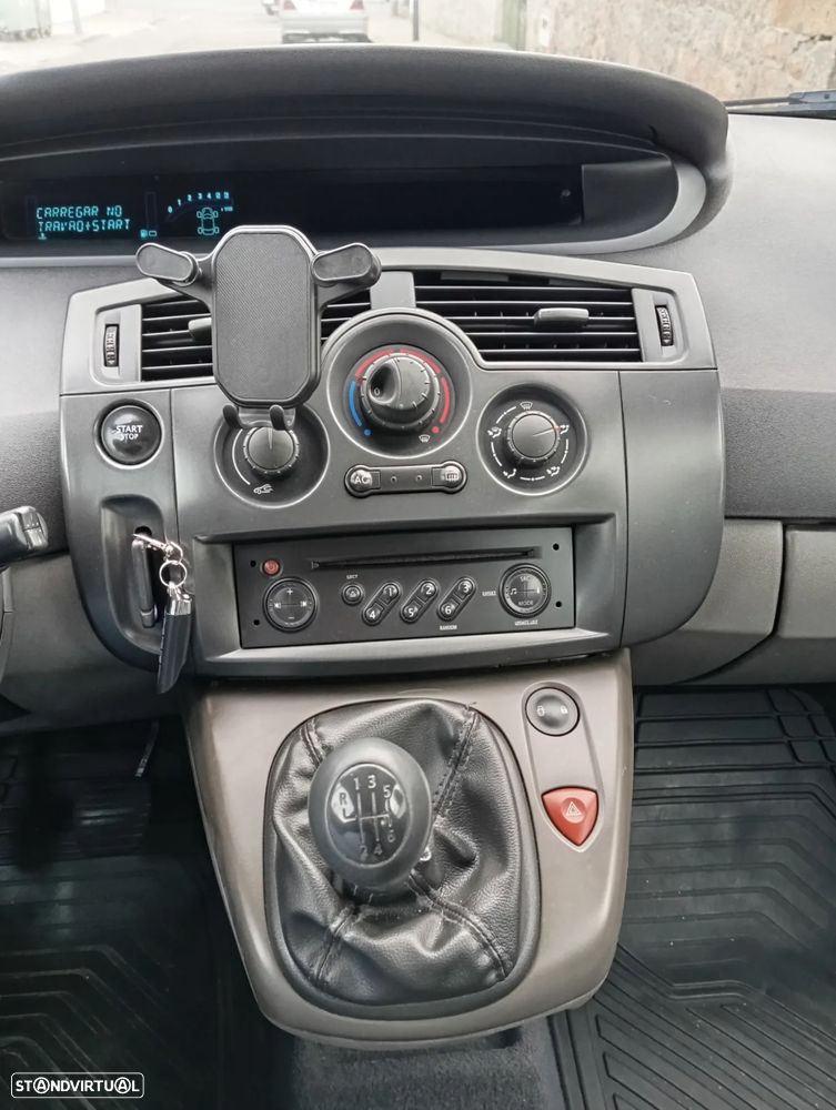 Renault Scénic - 6