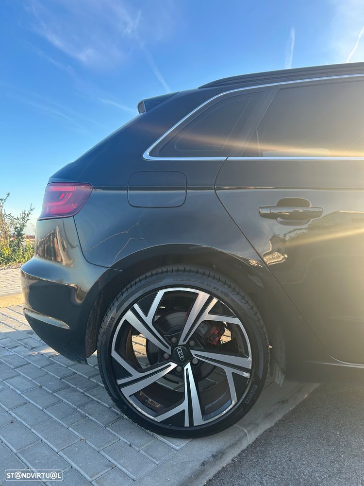 Audi A3 Sportback 1.6 TDI (clean diesel) S line Sport Pack - 4