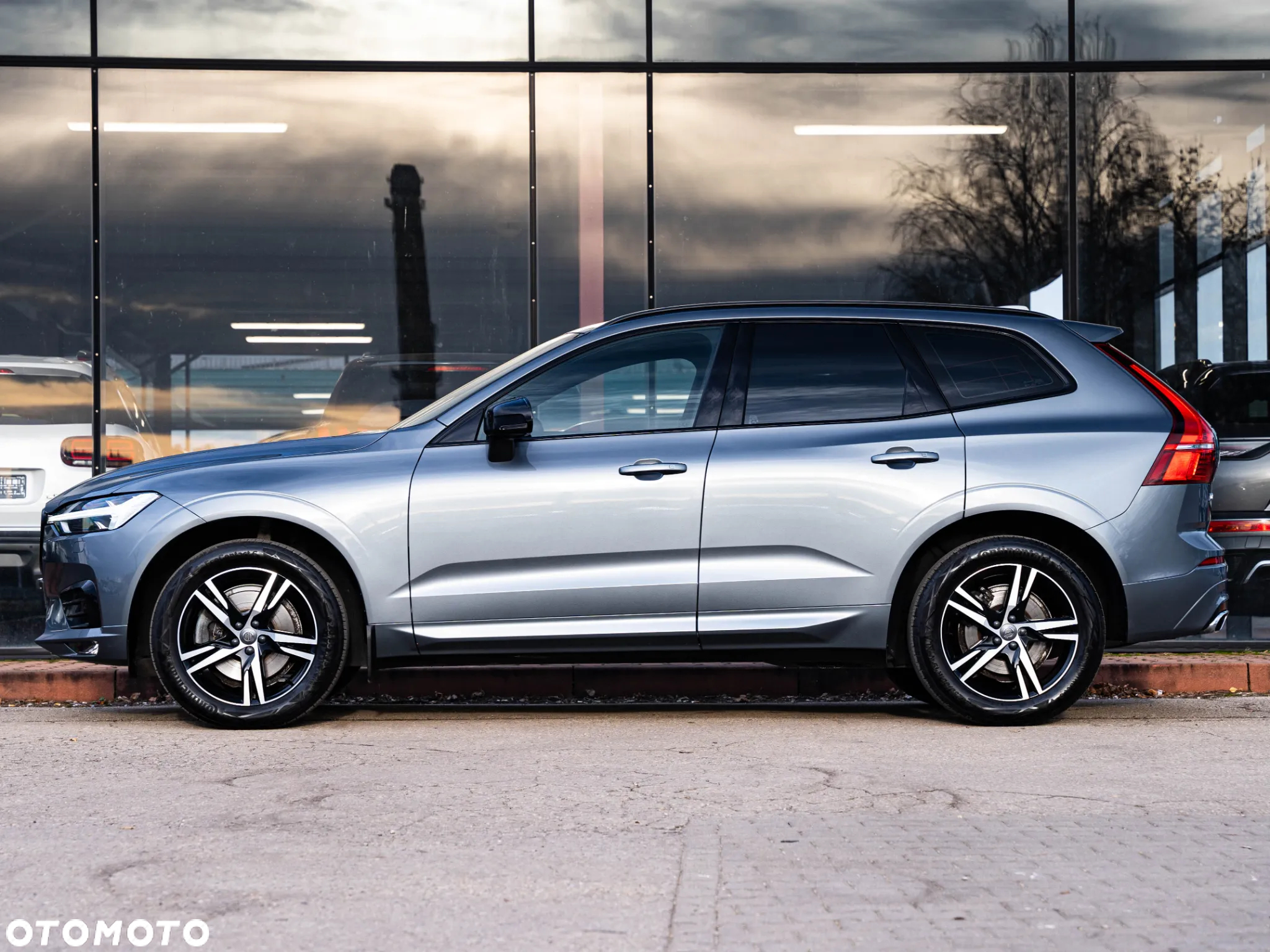 Volvo XC 60 B4 B Geartronic RDesign - 17
